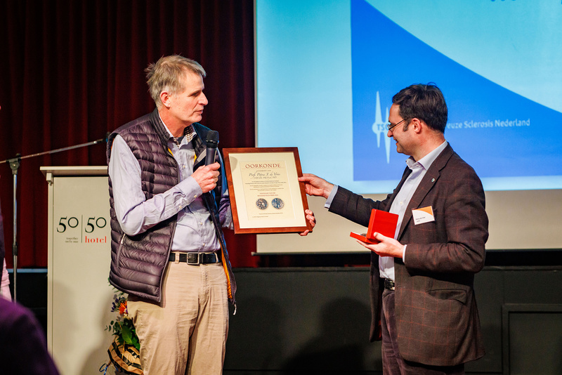 UCTâs Prof Petrus de Vries (right) receives the 2021 international Bourneville Prize for his ongoing research into tuberous sclerosis complex (TSC).