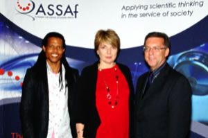 Dr Jackson Marakalala (left) awarded the highly prestigious Sydney Brenner Fellowship from ASSAF.