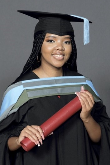 boitumelo graduation picture