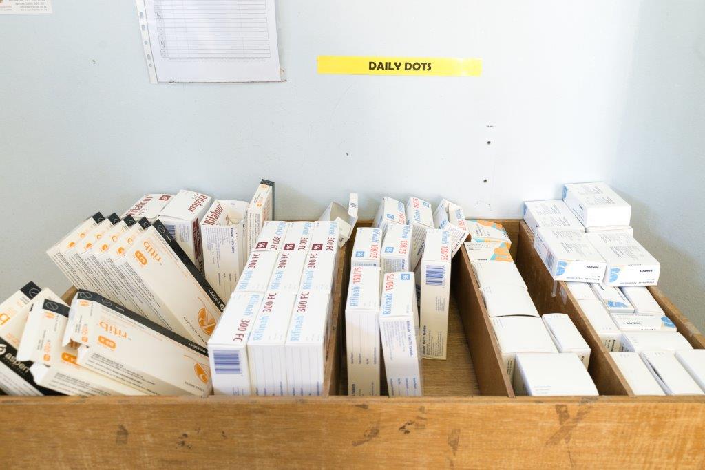 Differential recognition of Mycobacterium tuberculosis (Mtb) epitopes correlates with conservation in the microbiome and less so in nontuberculous mycobacteria (NTM).