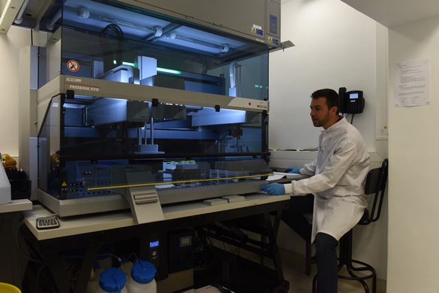 Tecan Robotic Tecan Freedom EVO 150,